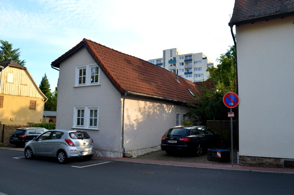 Friedrichsdorf, Taunusstraße 6