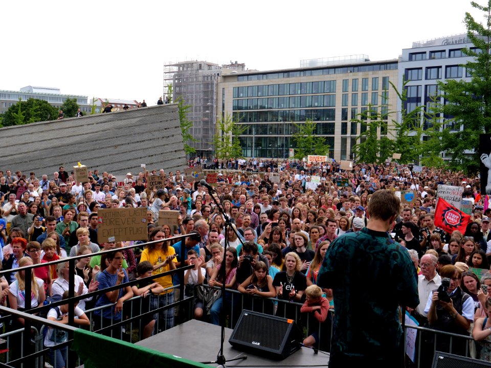 FridaysForFuture protest Berlin 19-07-2019 64
