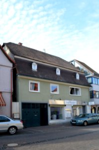 Friedrichsdorf, Hugenottenstraße 108 (1)