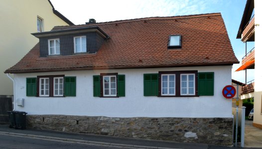 Friedrichsdorf, Hugenottenstraße 28