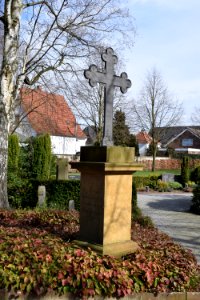 Friedrichsdorf - Friedhof - Grabmal Anton Lücke - 4
