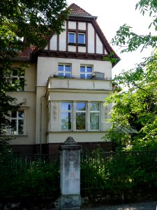 Friedrich-Engels-Straße 7 (Berlin-Niederschönhausen)