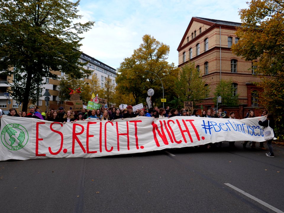 FridaysForFuture protest Berlin 11-10-2019 Invalidenpark - Rotes Rathaus 17