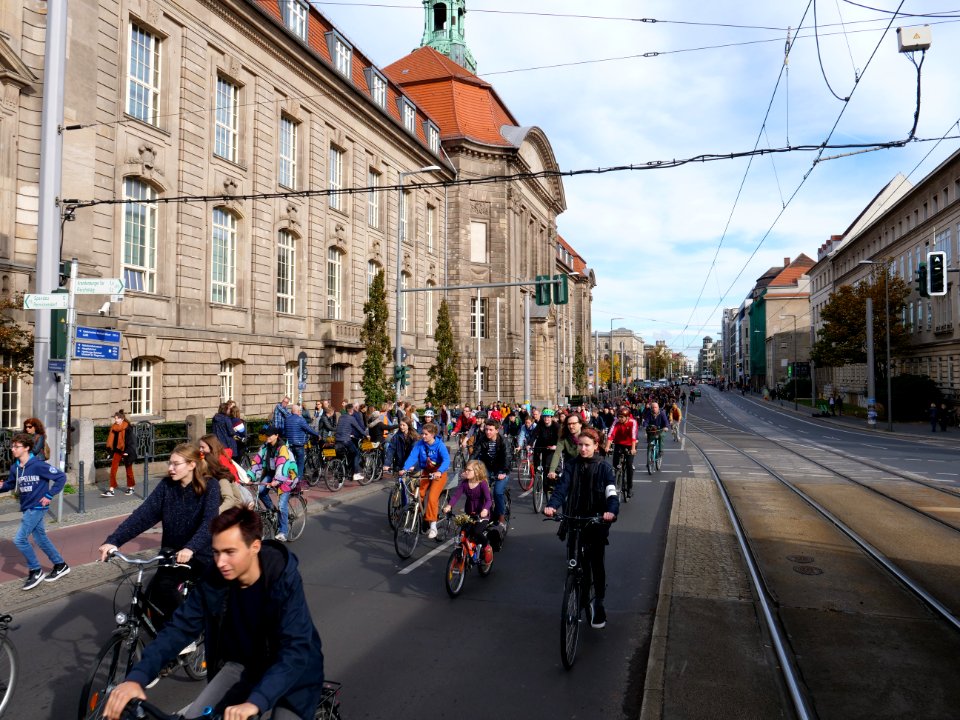 FridaysForFuture protest Berlin 18-10-2019 bicycle demonstration 05