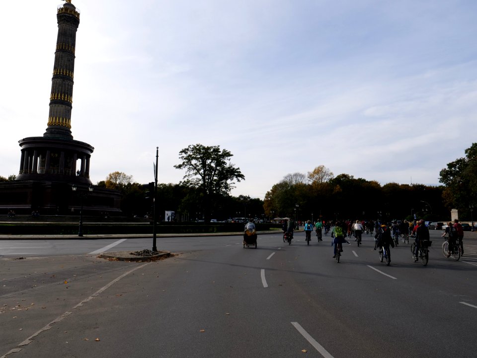 FridaysForFuture protest Berlin 18-10-2019 bicycle demonstration 20