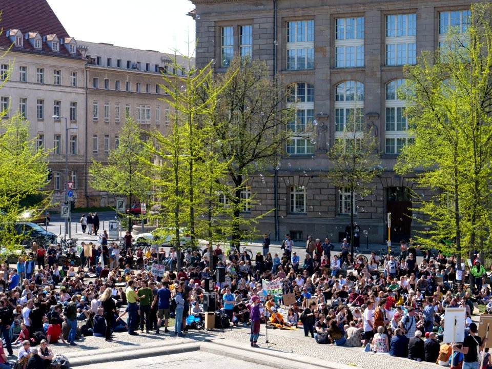FridaysForFuture protest Berlin 19-04-2019 14