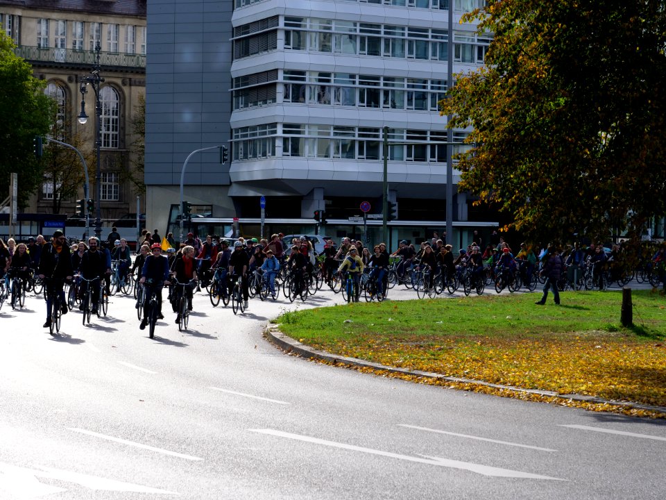 FridaysForFuture protest Berlin 18-10-2019 Critical Mass 04