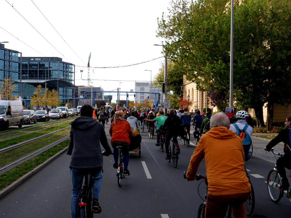 FridaysForFuture protest Berlin 18-10-2019 bicycle demonstration 10