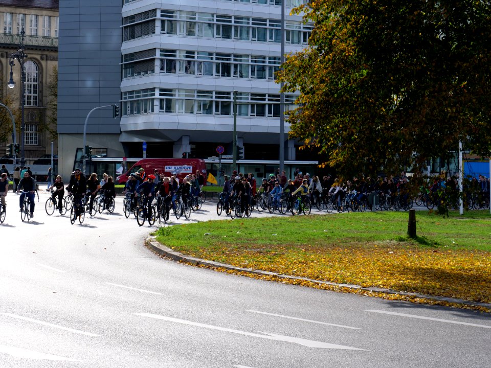 FridaysForFuture protest Berlin 18-10-2019 Critical Mass 03