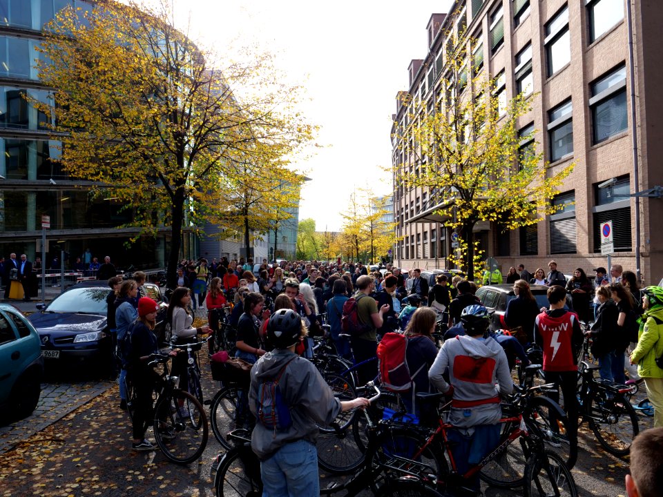 FridaysForFuture protest Berlin 18-10-2019 bicycle demonstration 43