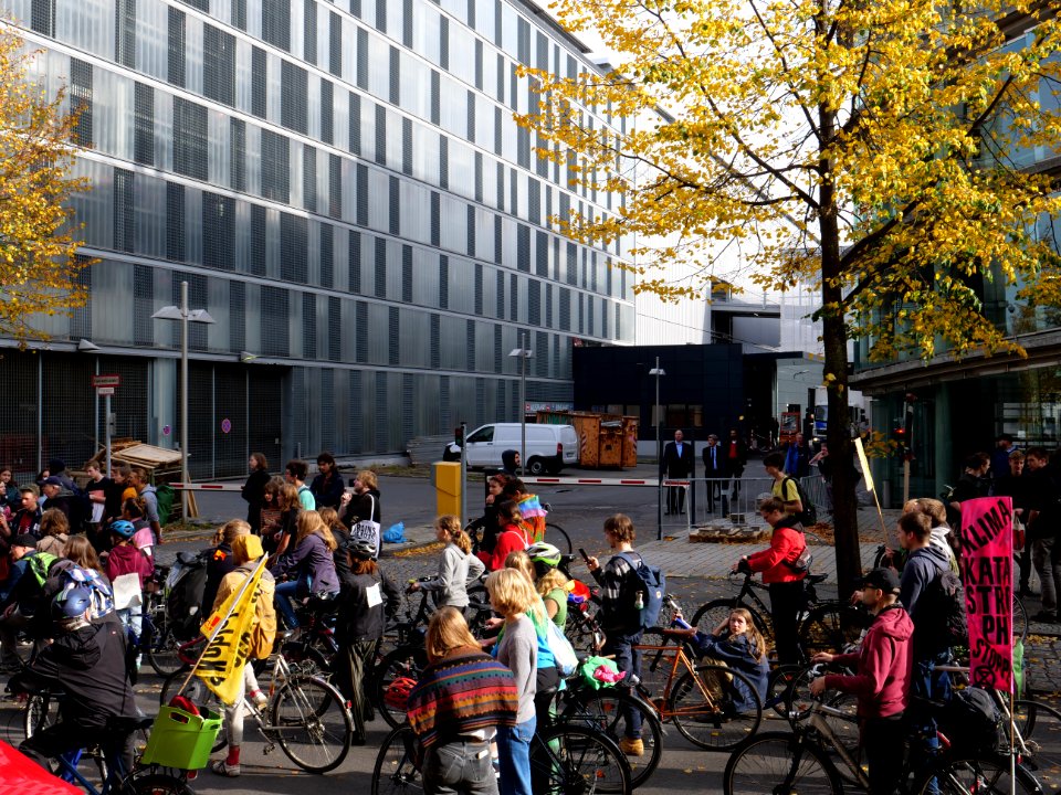 FridaysForFuture protest Berlin 18-10-2019 bicycle demonstration 54
