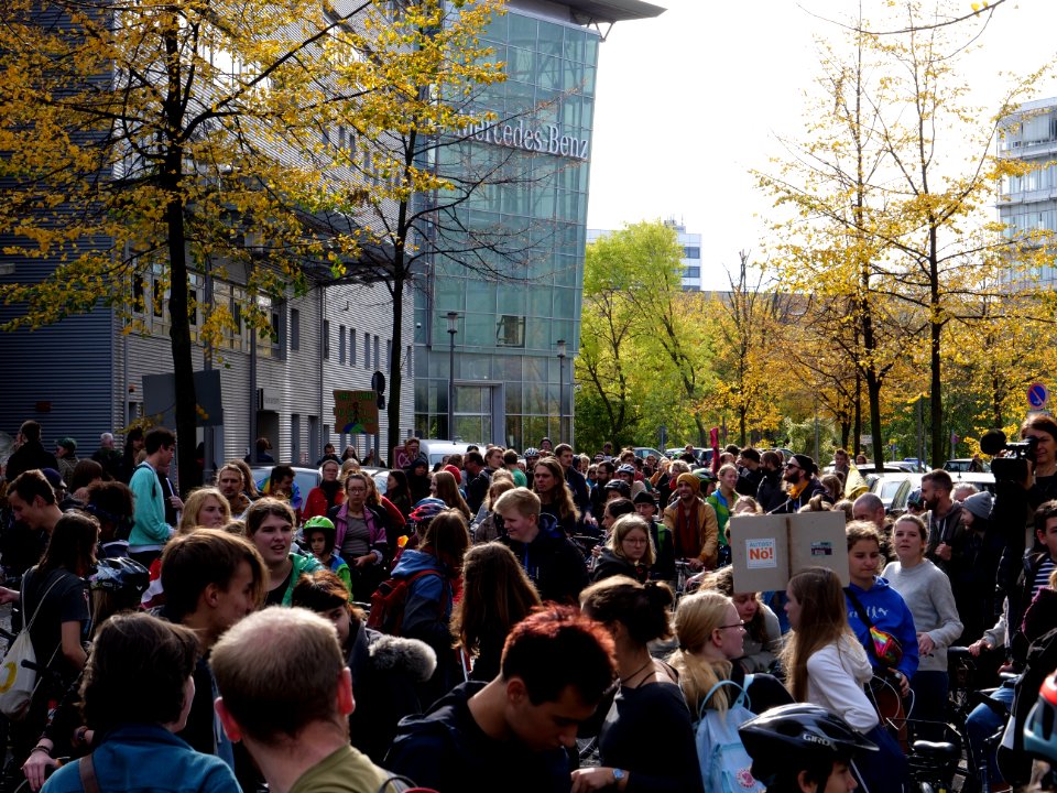 FridaysForFuture protest Berlin 18-10-2019 bicycle demonstration 49