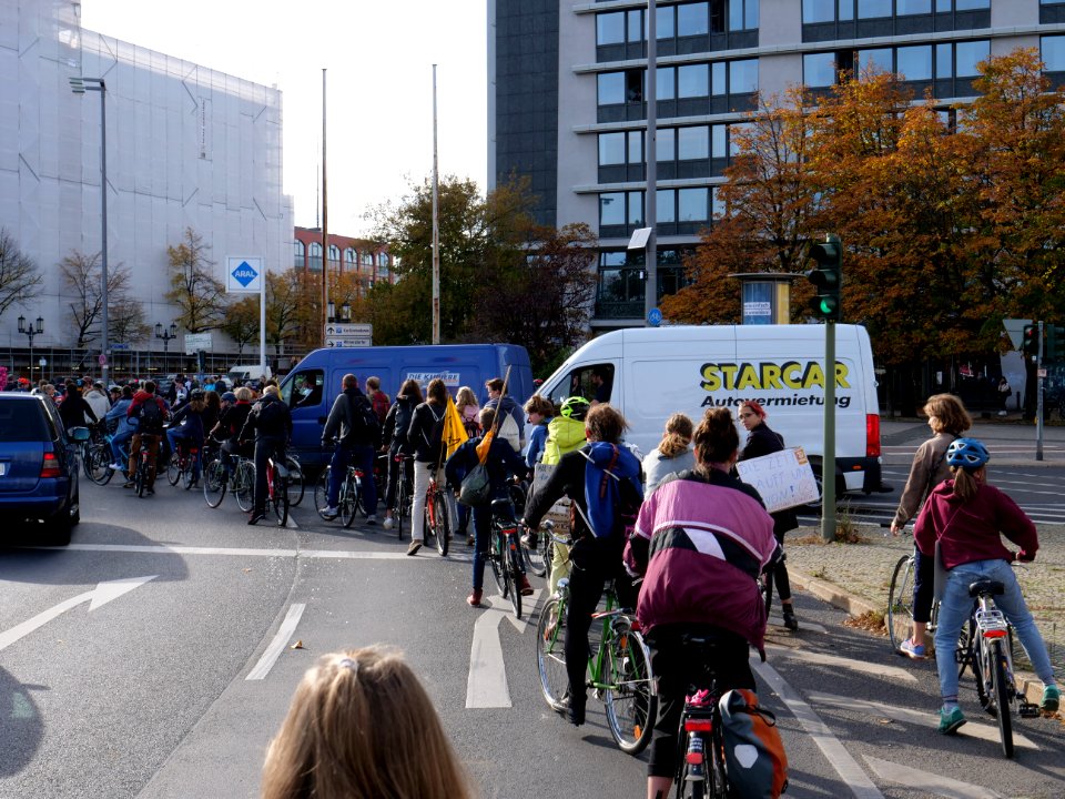 FridaysForFuture protest Berlin 18-10-2019 Critical Mass 08
