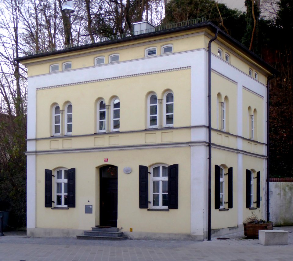 Freising, Heiliggeistgasse 22, 3