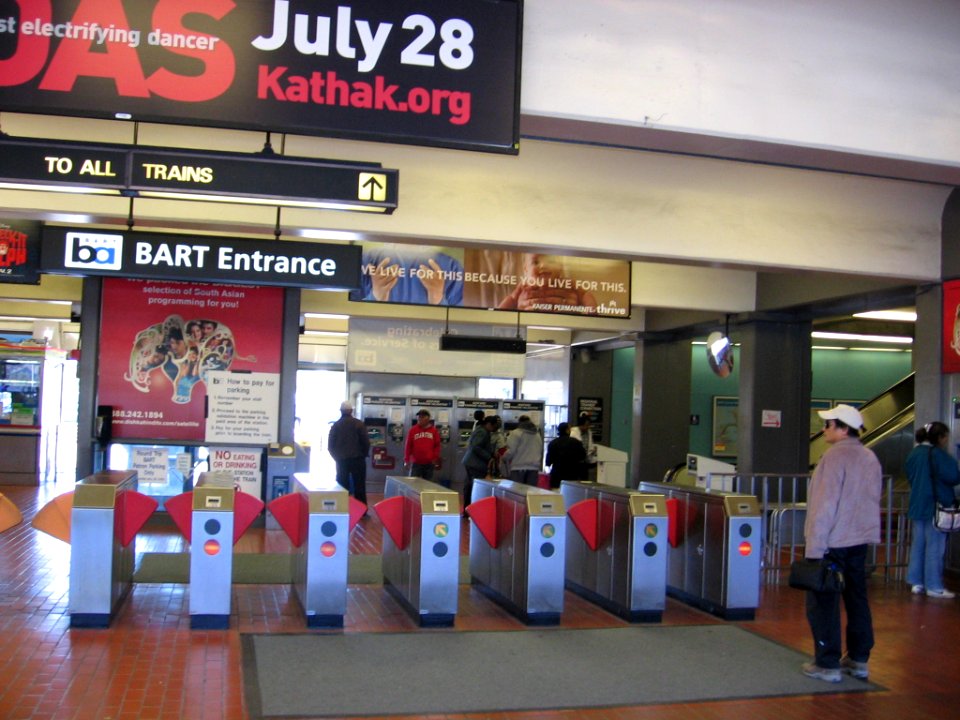 Fremont BART 2251 01