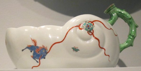 French bourdeloue, c. 1735, Chantilly, soft-paste porcelain, Honolulu