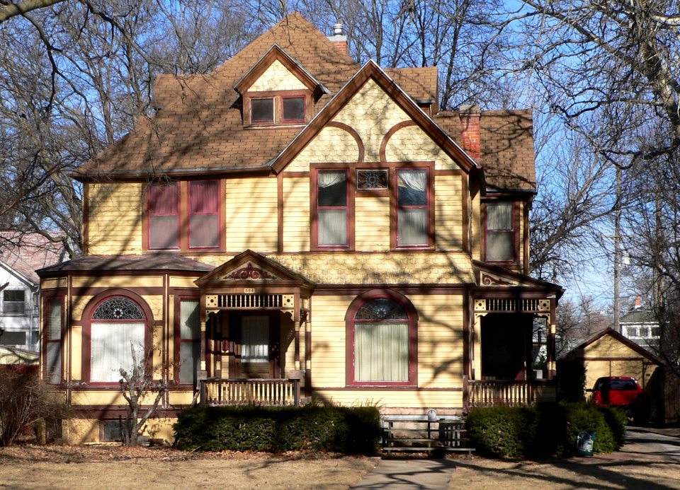 Fremont, Nebraska 534 E. Military Ave