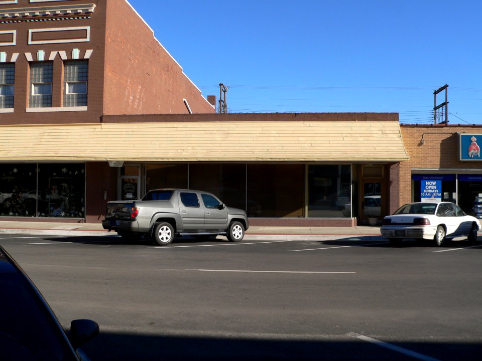 Fremont, Nebraska 330 N Main