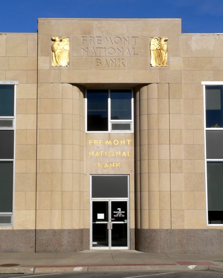 Fremont, Nebraska E-024 Fremont Natl Bank S entrance