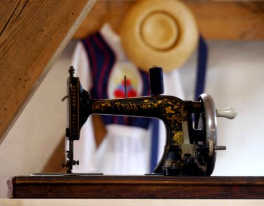 Freia.Sewing.Machine