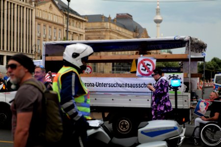 Freedom parade Berlin 2020-06-13 02