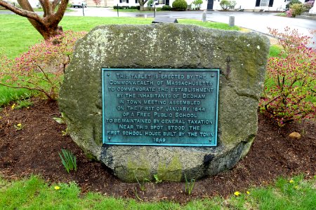 Free Public School memorial - Dedham Massachusetts - DSC04345