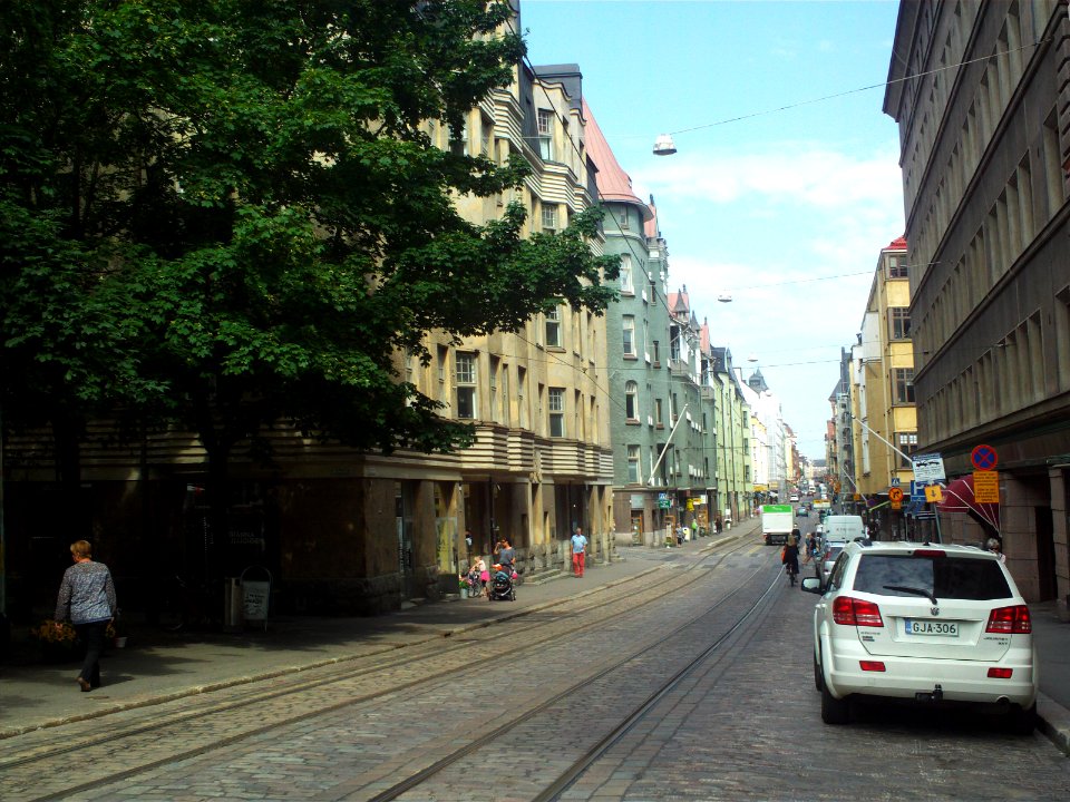 Fredrikinkatu from Ratakatu
