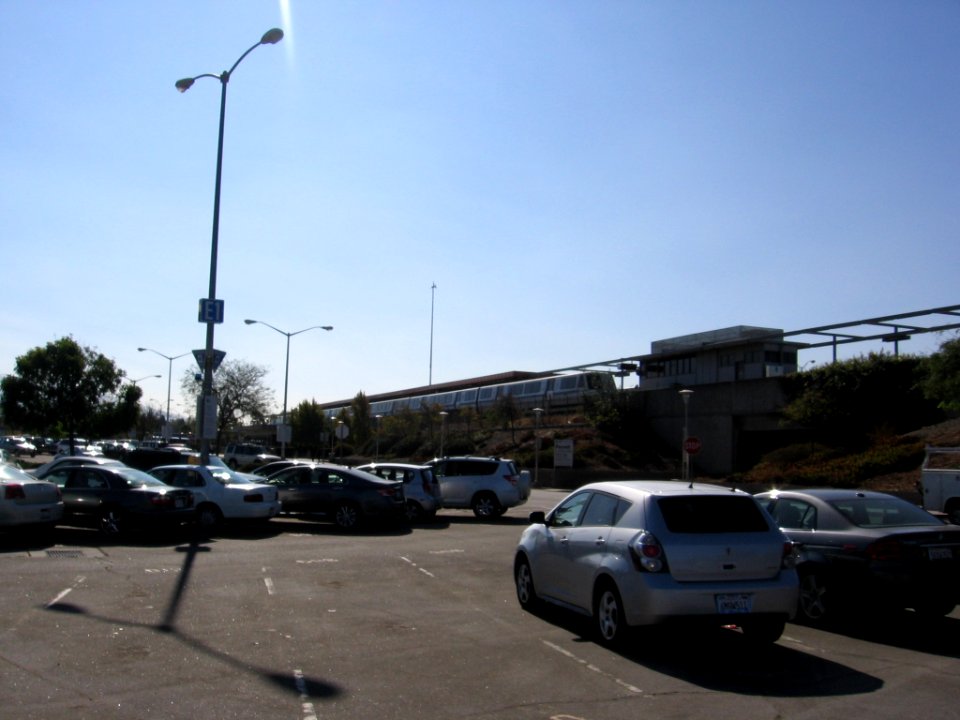 Fremont BART 2257 07