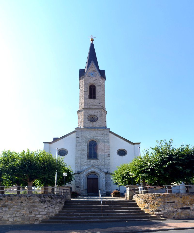 Freiendiez, Evangelische Jakobuskirche