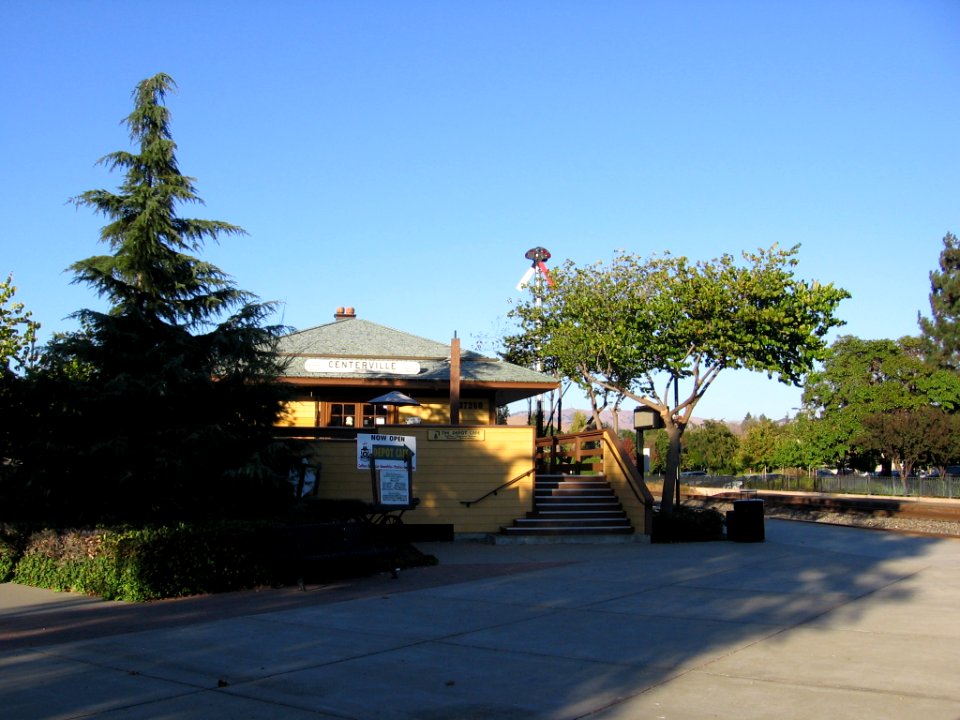 Fremont-Centerville station 2348 06
