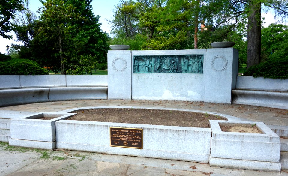 Frederick W. Galbraith Memorial - Eden Park, Cincinnati - DSC03910