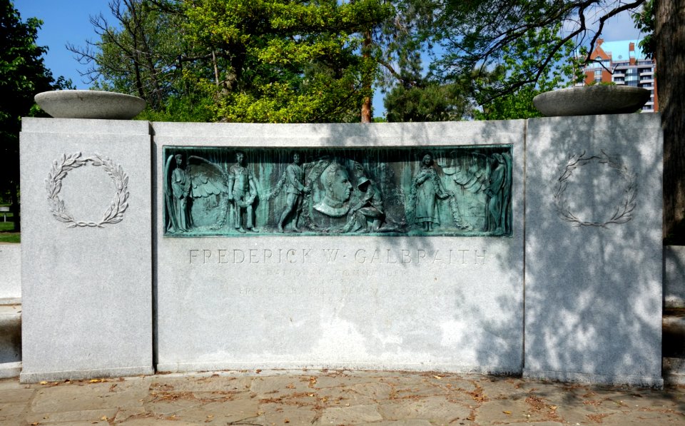 Frederick W. Galbraith Memorial - Eden Park, Cincinnati - DSC03911