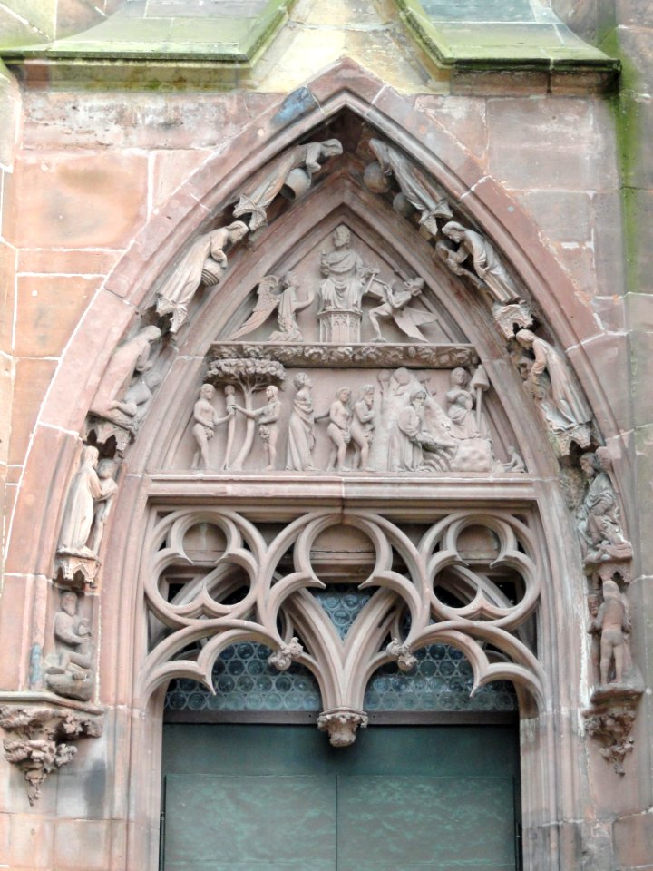 Freiburg Minster - DSC06532