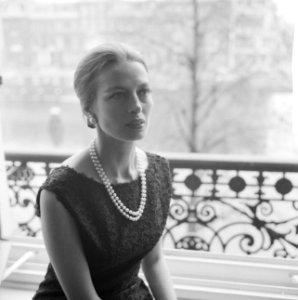 Franse actrice Capucine, Bestanddeelnr 913-8120