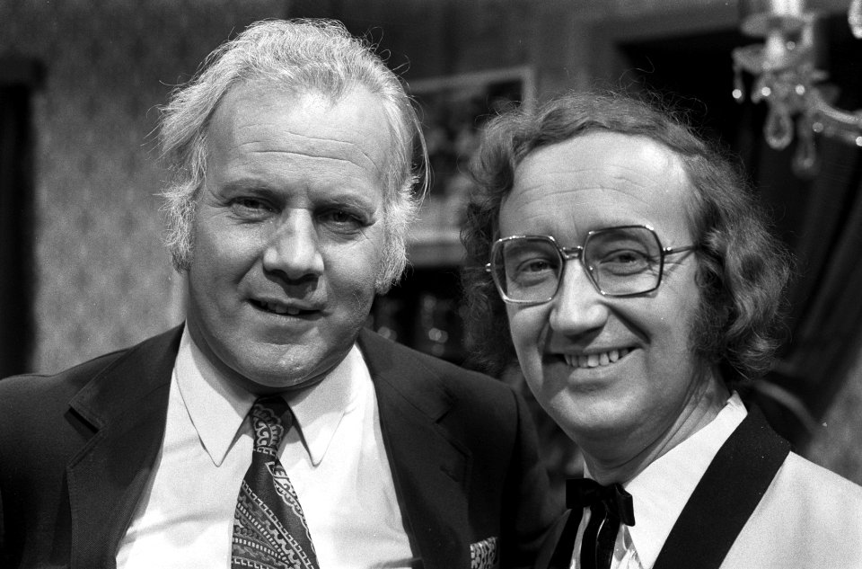 Fred Haché show van de VPRO Links Harry Touw als Fred Haché, rechts IJf Blokker, Bestanddeelnr 925-3061