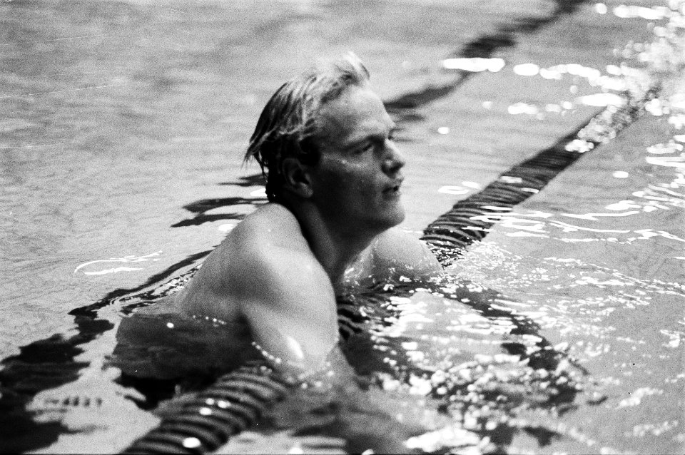 Fred Eefting na de 200 m wisselslag, Bestanddeelnr 930-3598
