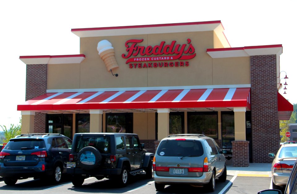 Freddy's Frozen Custard & Steakburgers in Cartersville, September 2016