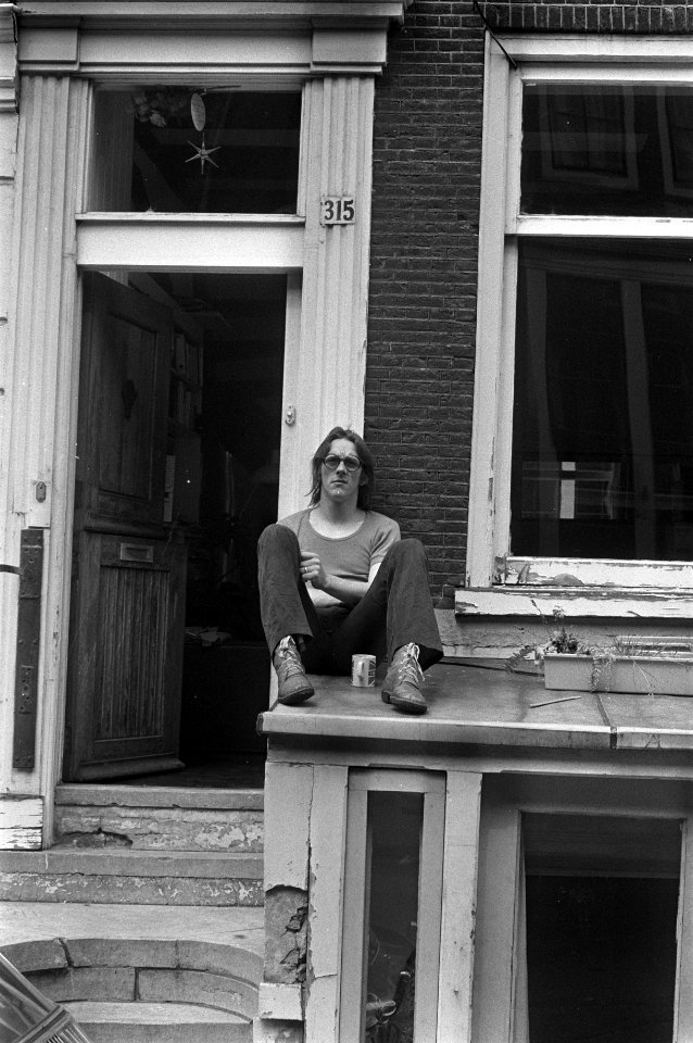 Freek de Jonge (o.a. bekend van cabaretgroep Neerlands Hoop in bange dagen) voor, Bestanddeelnr 925-6940