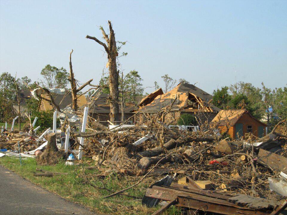 Missouri devastation wreckage