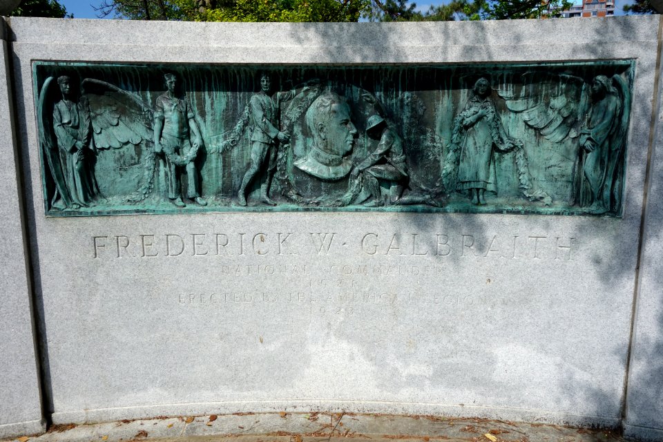 Frederick W. Galbraith Memorial - Eden Park, Cincinnati - DSC03913
