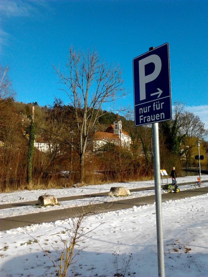 Freiwasserparkplatz Eichstätt -St Walburg -nur für Frauen (2019-01-27 1)