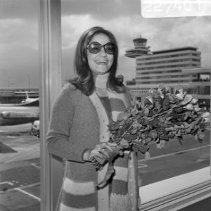 Franse zangeres, Frida Boccara , een van de winnaressen van het Eurovisie Songfe, Bestanddeelnr 922-7401