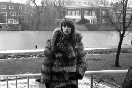 Franse zangeres-actrice Francoise Hardy in Amsterdam, Bestanddeelnr 923-0819 photo