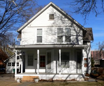 Fremont, Nebraska 620-622 E. Military Ave. from S