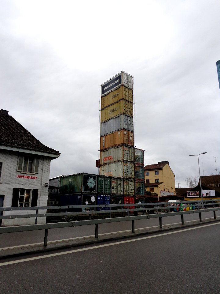Freitag-Flagship-Store in Zuerich