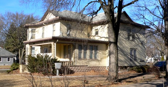 Fremont, Nebraska 606 E. Military Ave