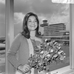 Franse zangeres, Frida Boccara , een van de winnaressen van het Eurovisie Songfe, Bestanddeelnr 922-7399