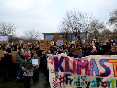 FridaysForFuture Demonstration 25-01-2019 Berlin at the Kanzleramt 23