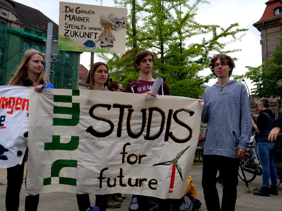 FridaysForFuture protest Berlin 10-05-2019 39