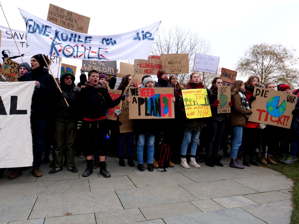 FridaysForFuture Demonstration 25-01-2019 Berlin at the Kanzleramt 20